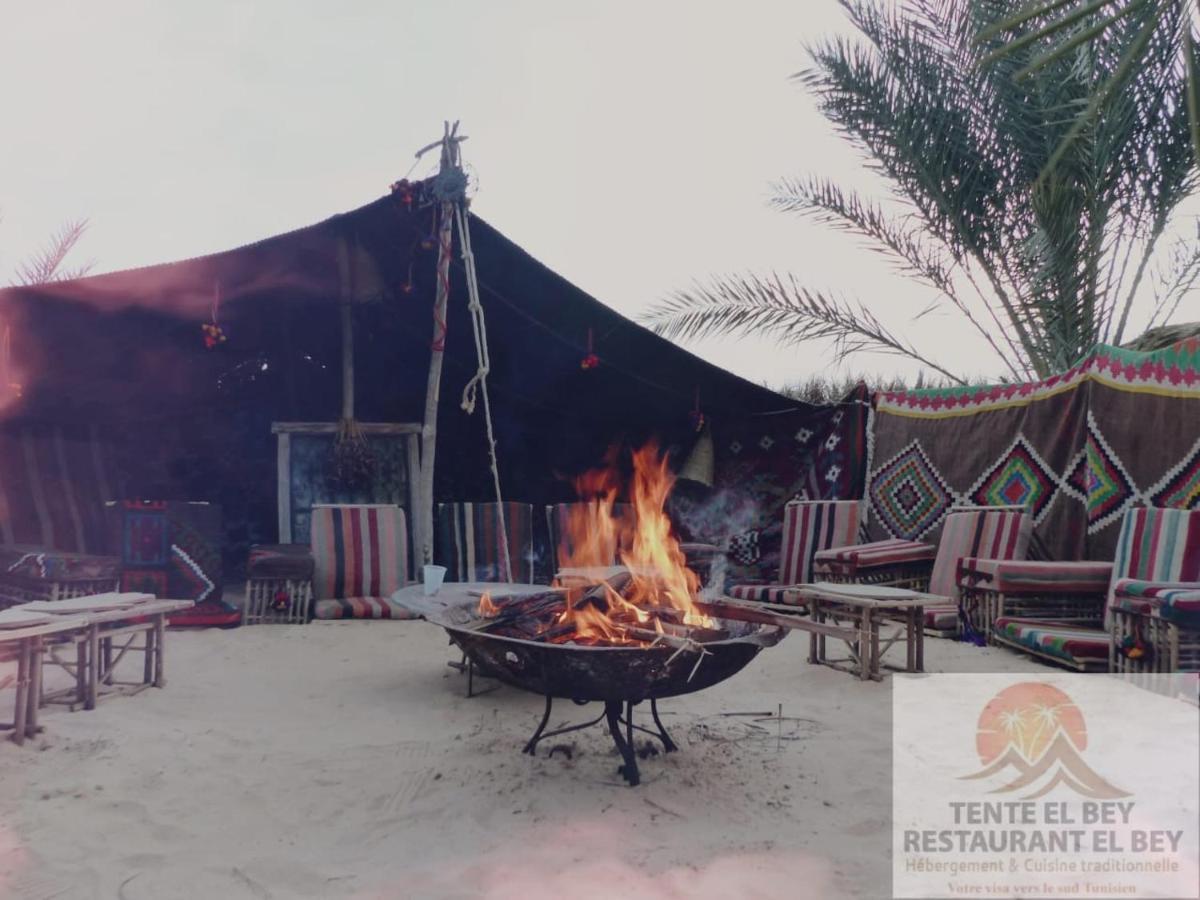 Tente Et Restaurant Elbey Douz Exterior photo